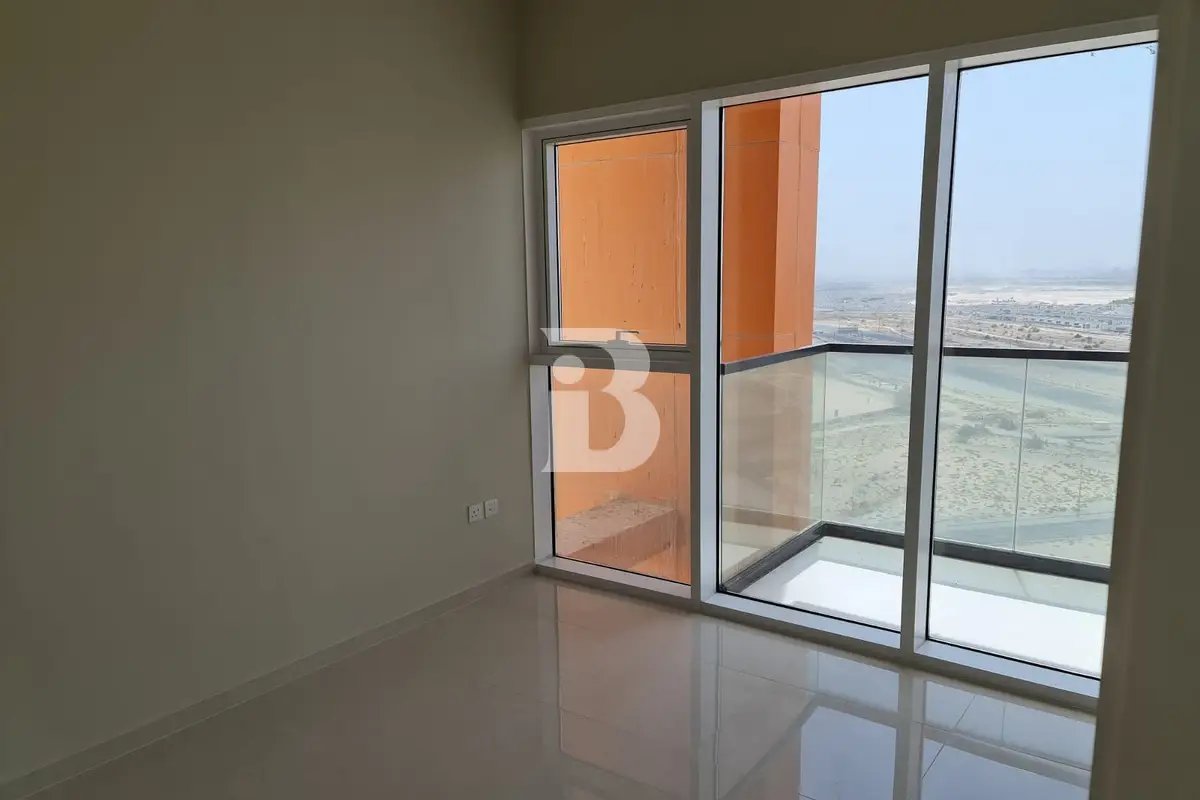 1-bedroom freehold apartment in DAMAC Hills — photo 4 of 4