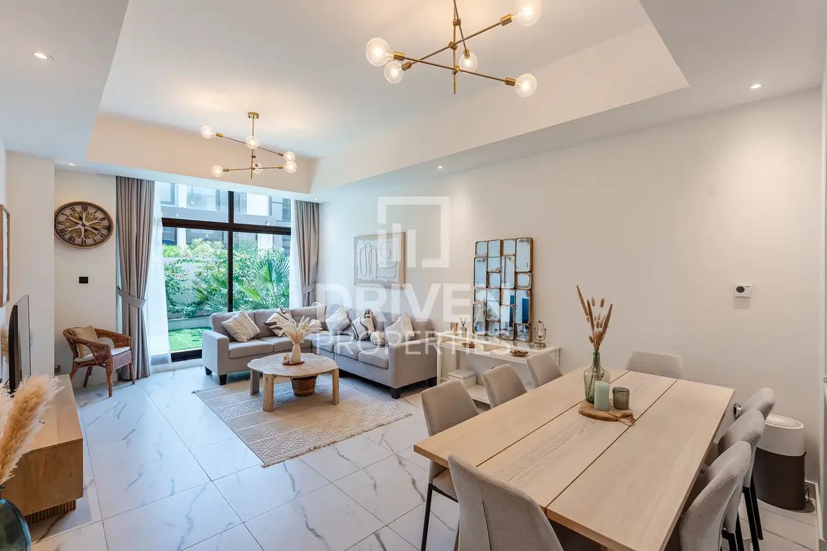 4-bedroom freehold villa in Mohammed Bin Rashid City (MBR City) — photo 1 of 5
