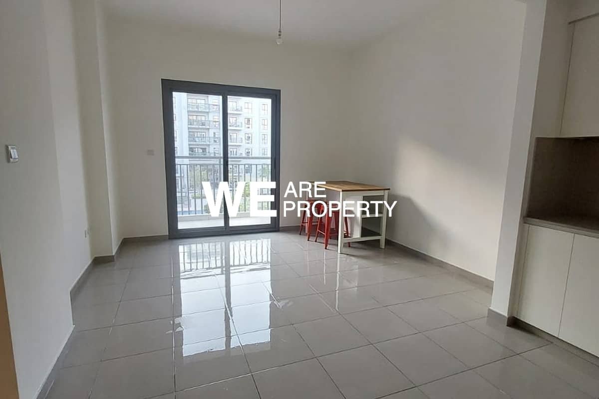 2-bedroom freehold apartment in Town Square — photo 1 of 4