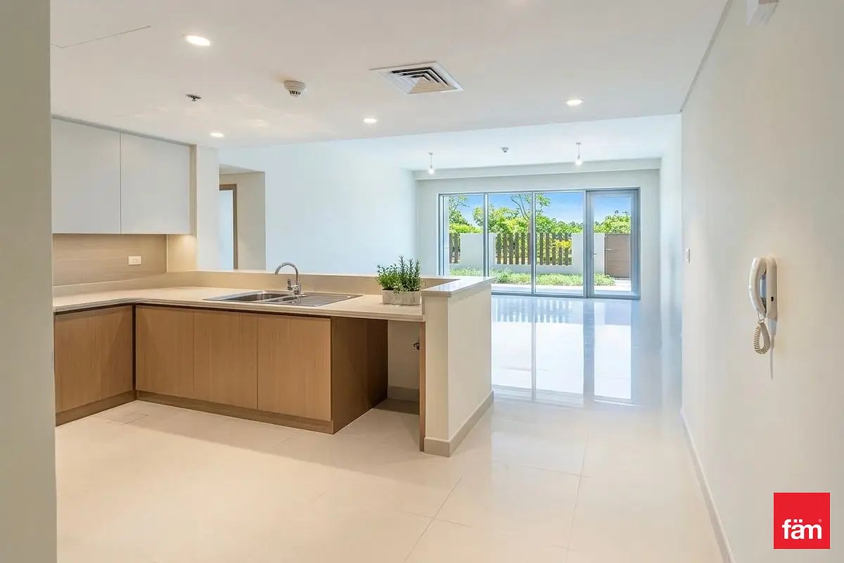2-bedroom freehold apartment in Dubai Creek Harbour — photo 3 of 5