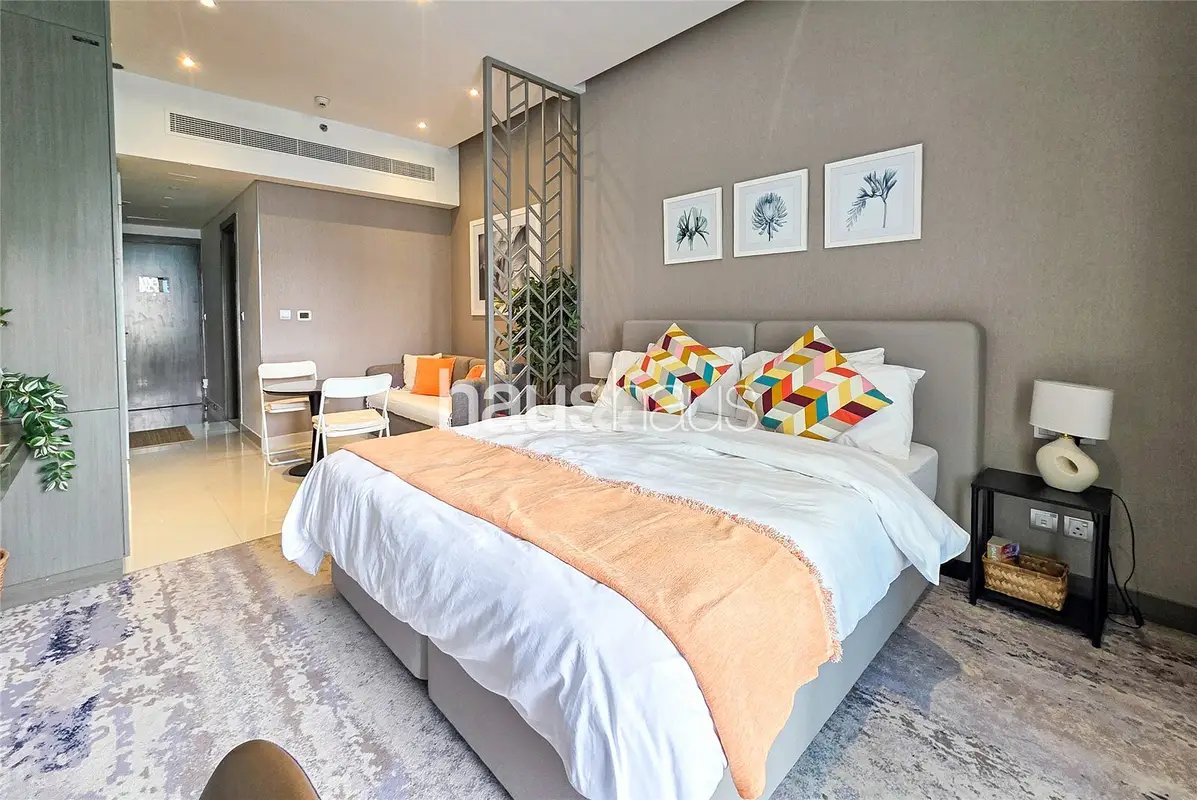 studio freehold apartment in Business Bay — photo 5 of 5