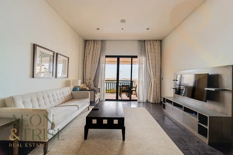 1-bedroom freehold apartment in Palm Jumeirah — photo 3 of 5