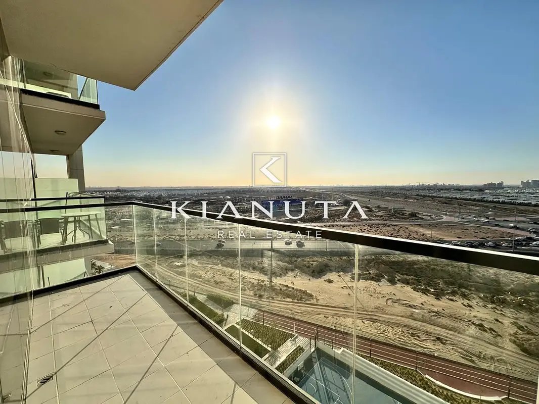 1-bedroom freehold apartment in DAMAC Hills — photo 1 of 5