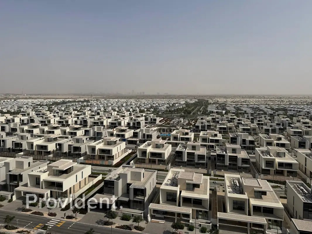 1-bedroom freehold apartment in Dubai Hills Estate — photo 1 of 5