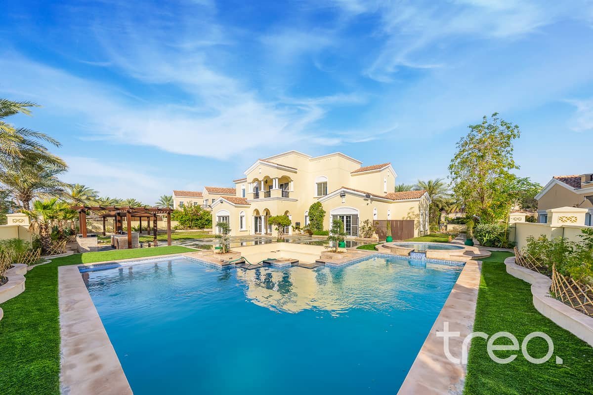 5-bedroom freehold villa in Arabian Ranches — photo 1 of 4