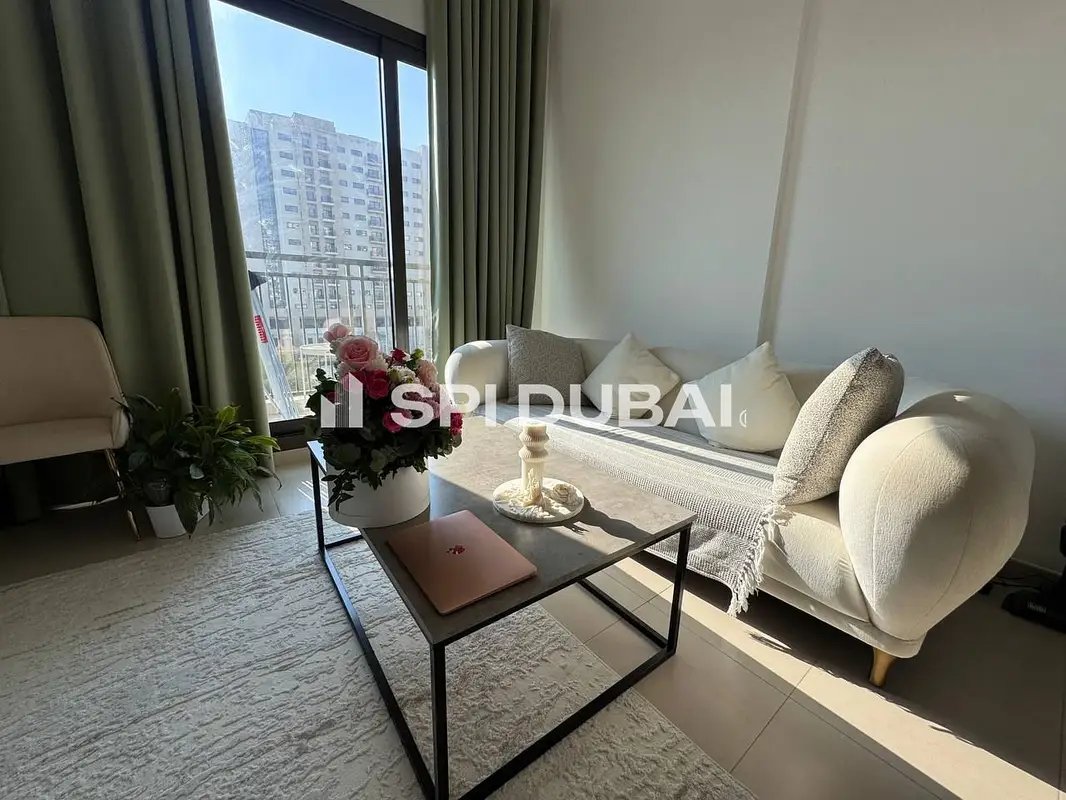 1-bedroom freehold apartment in Town Square — photo 4 of 4