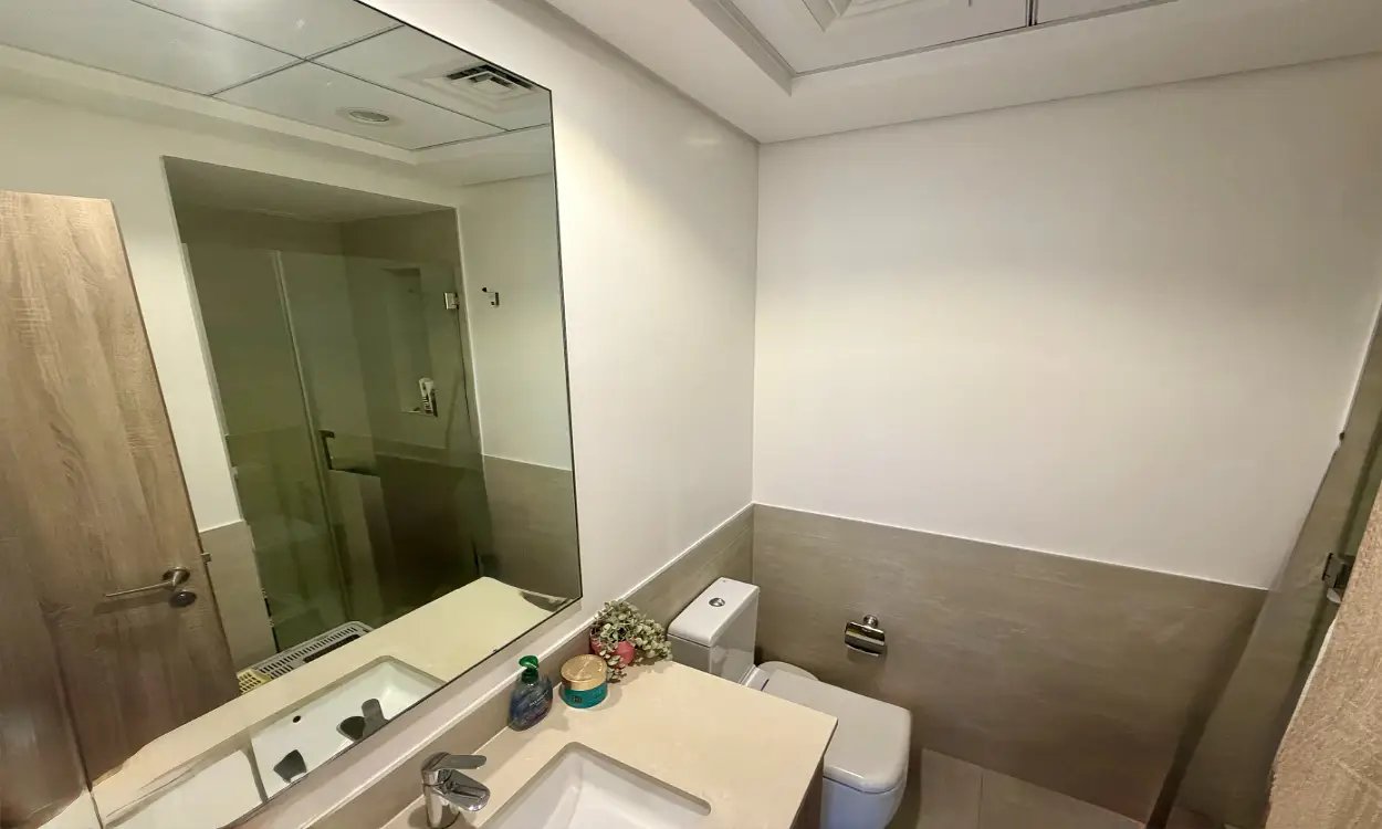 2-bedroom freehold apartment in Town Square — photo 4 of 4