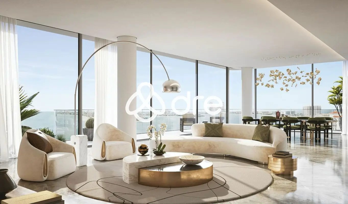 4-bedroom freehold apartment in Palm Jumeirah — photo 1 of 5