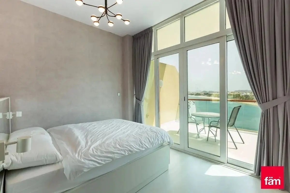 studio freehold apartment in Palm Jumeirah — photo 3 of 5