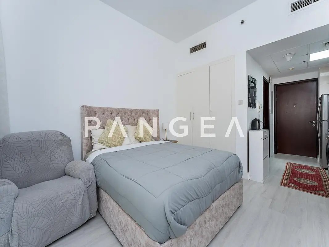 studio freehold apartment in Dubai Marina — photo 3 of 5