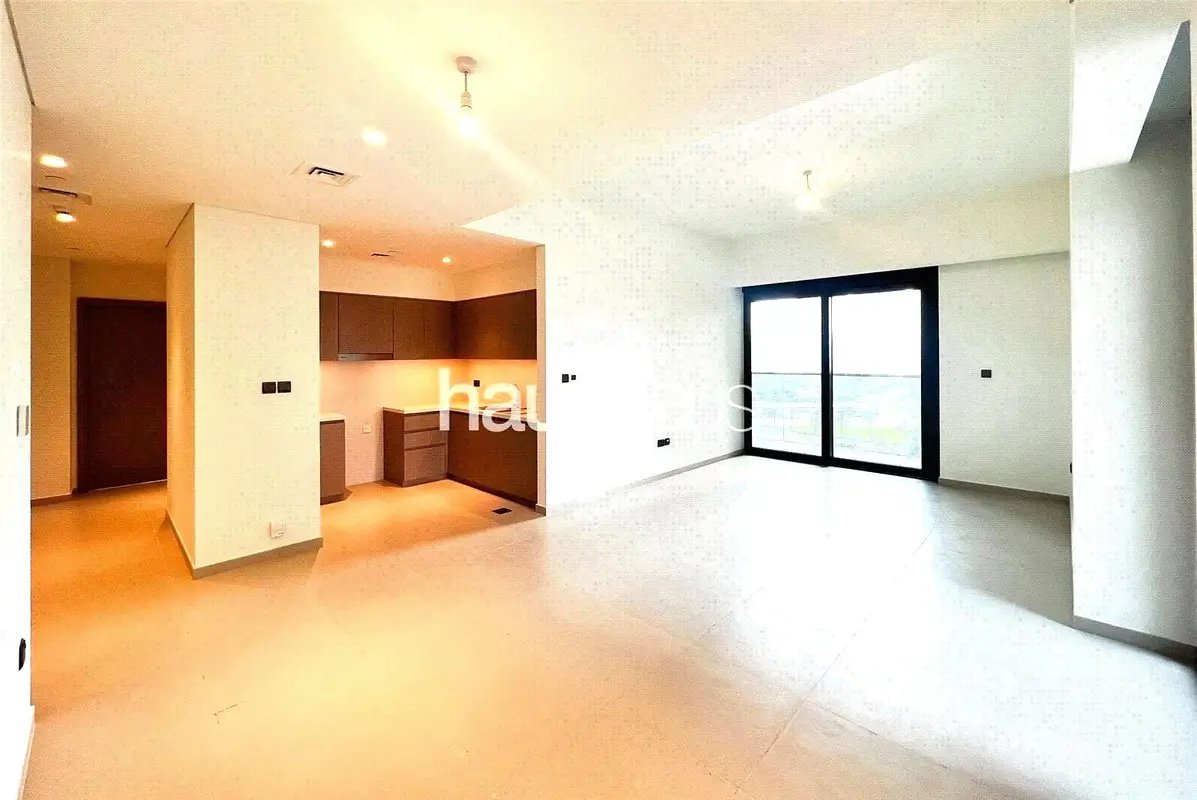 2-bedroom freehold apartment in Downtown Dubai — photo 3 of 5
