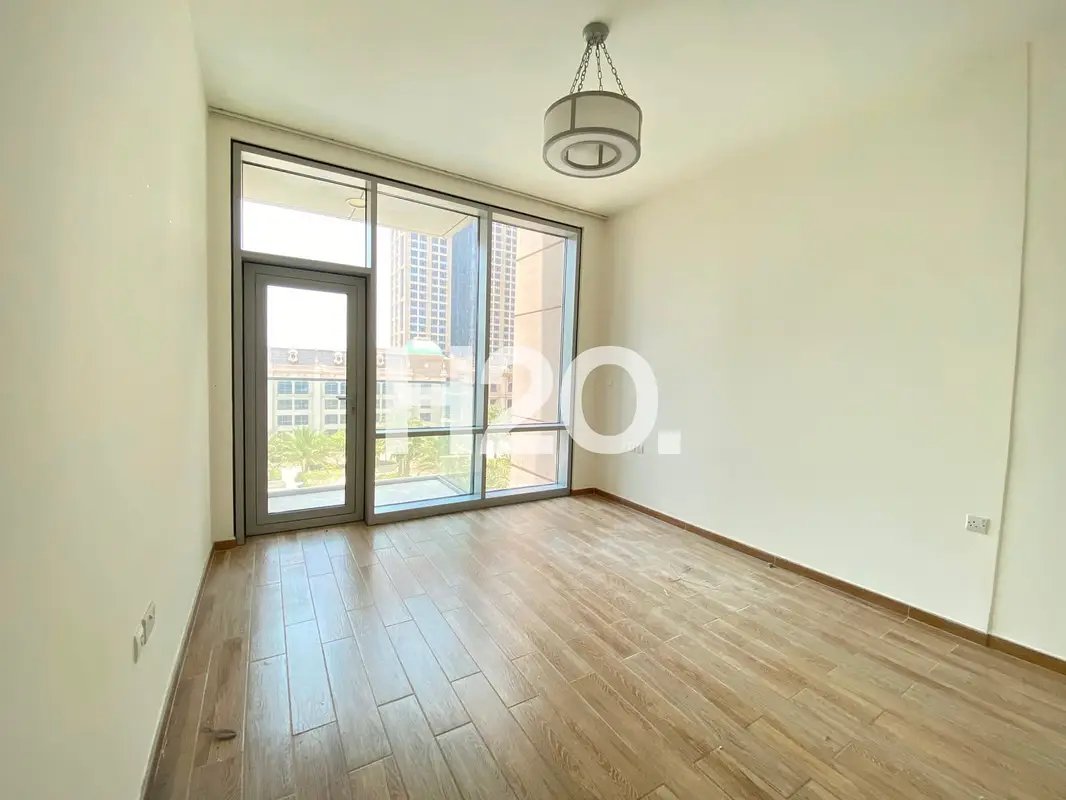2-bedroom freehold apartment in Business Bay — photo 1 of 5