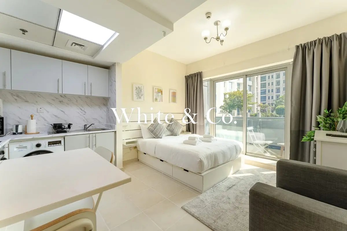 studio freehold apartment in Dubai Marina — photo 3 of 5