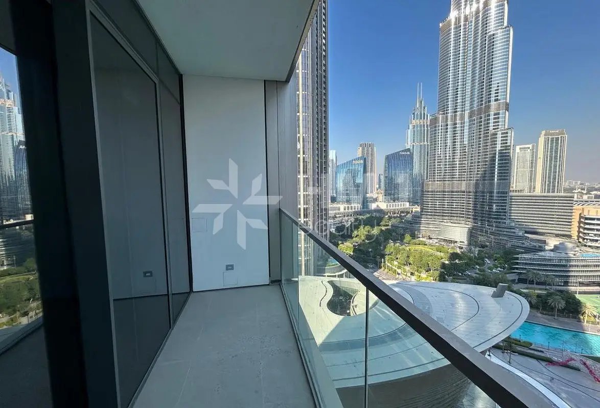 2-bedroom freehold apartment in Downtown Dubai — photo 1 of 5
