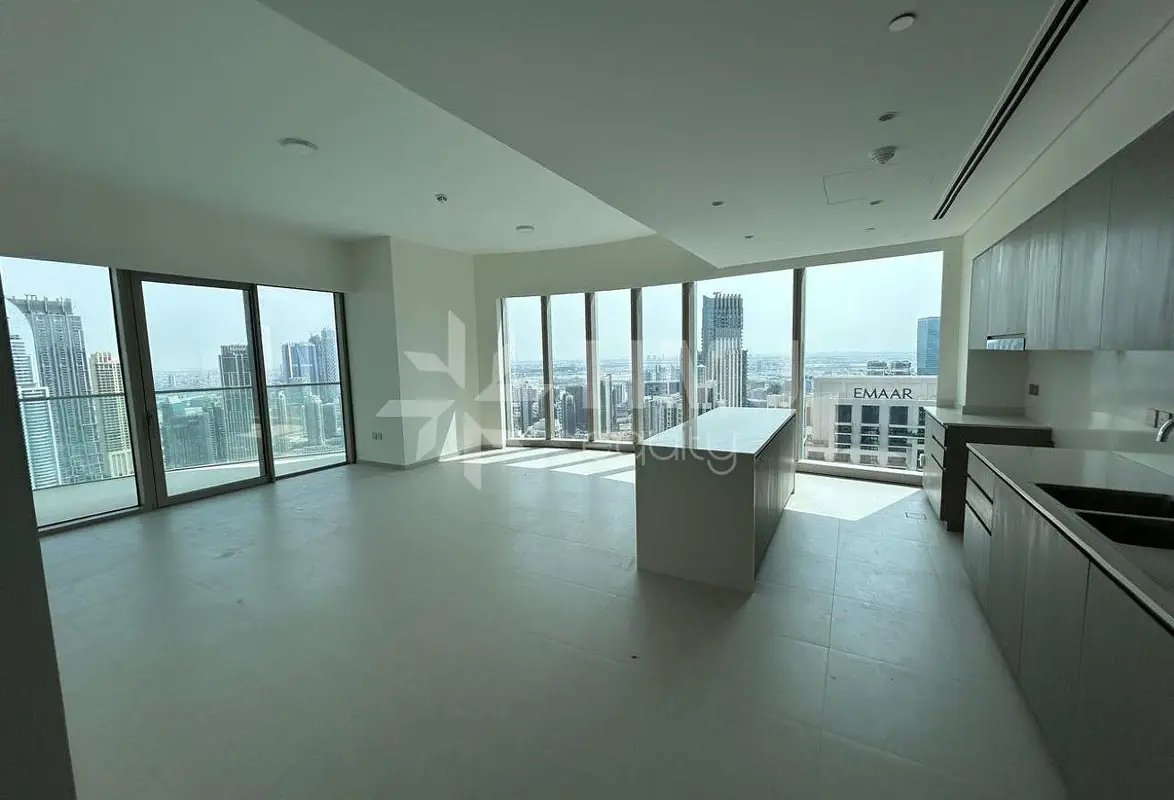 3-bedroom freehold apartment in Downtown Dubai — photo 1 of 5
