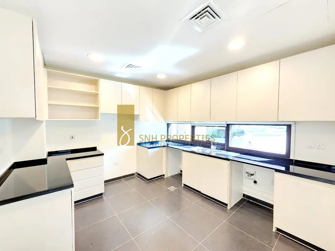 3-bedroom freehold villa in DAMAC Hills — photo 4 of 4