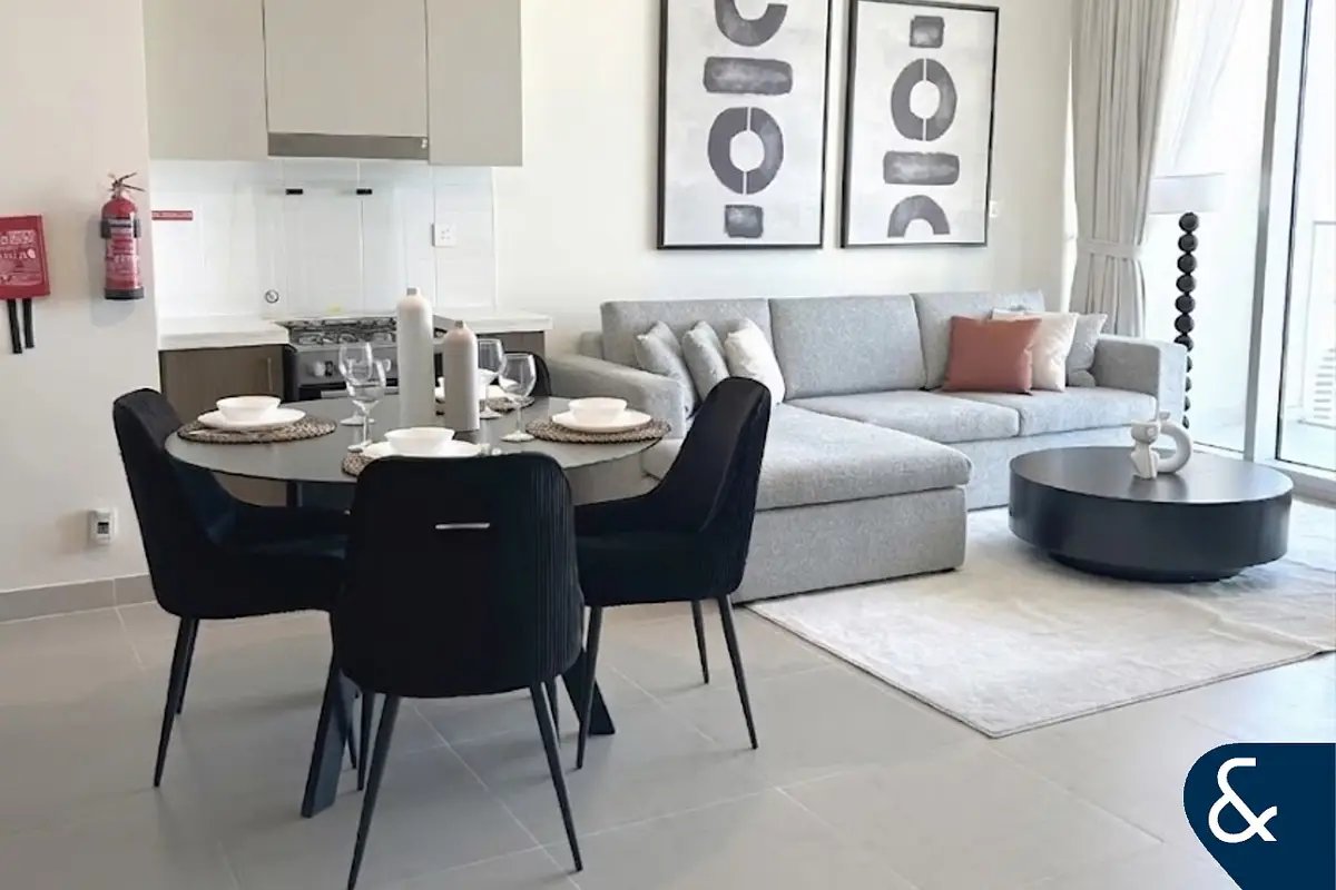 2-bedroom freehold apartment in Downtown Dubai — photo 3 of 5