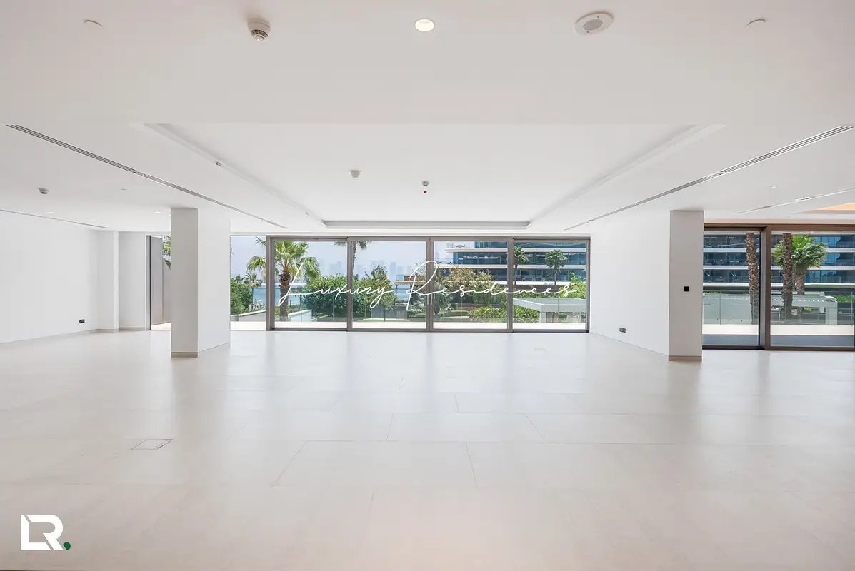 4-bedroom freehold apartment in Palm Jumeirah — photo 3 of 5