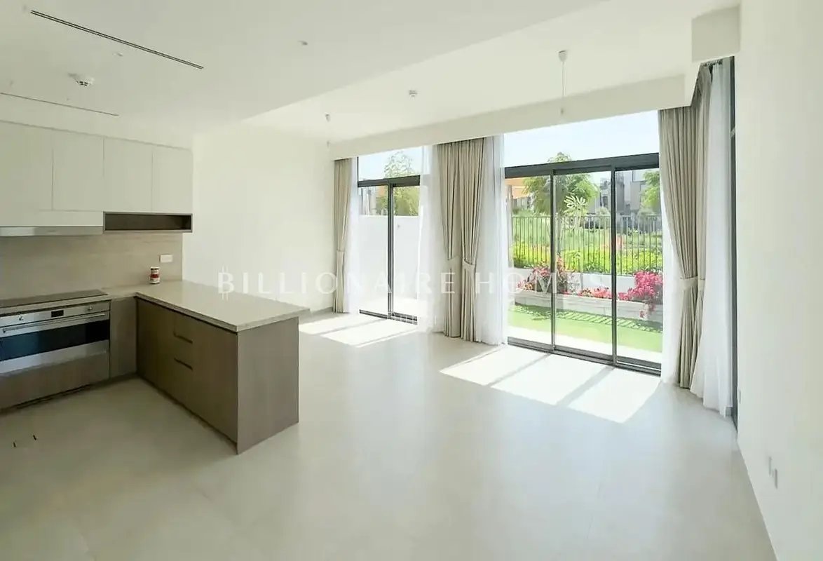 4-bedroom freehold villa in Mudon — photo 5 of 5
