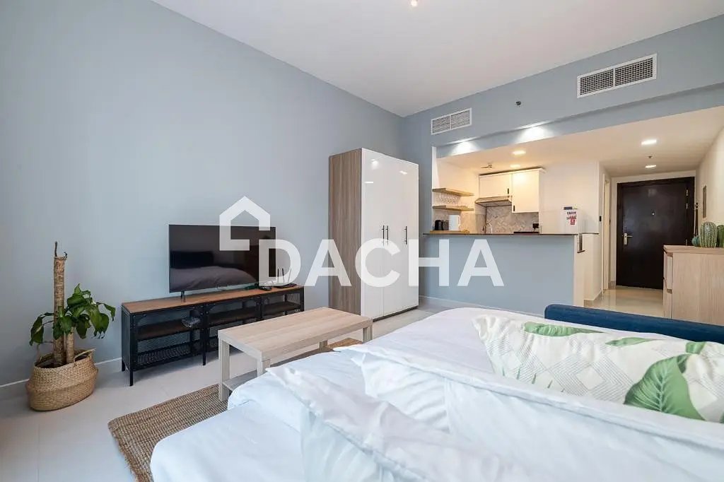 studio freehold apartment in Dubai Marina — photo 3 of 5