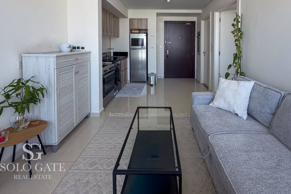 1-bedroom freehold apartment in DAMAC Hills — photo 1 of 4