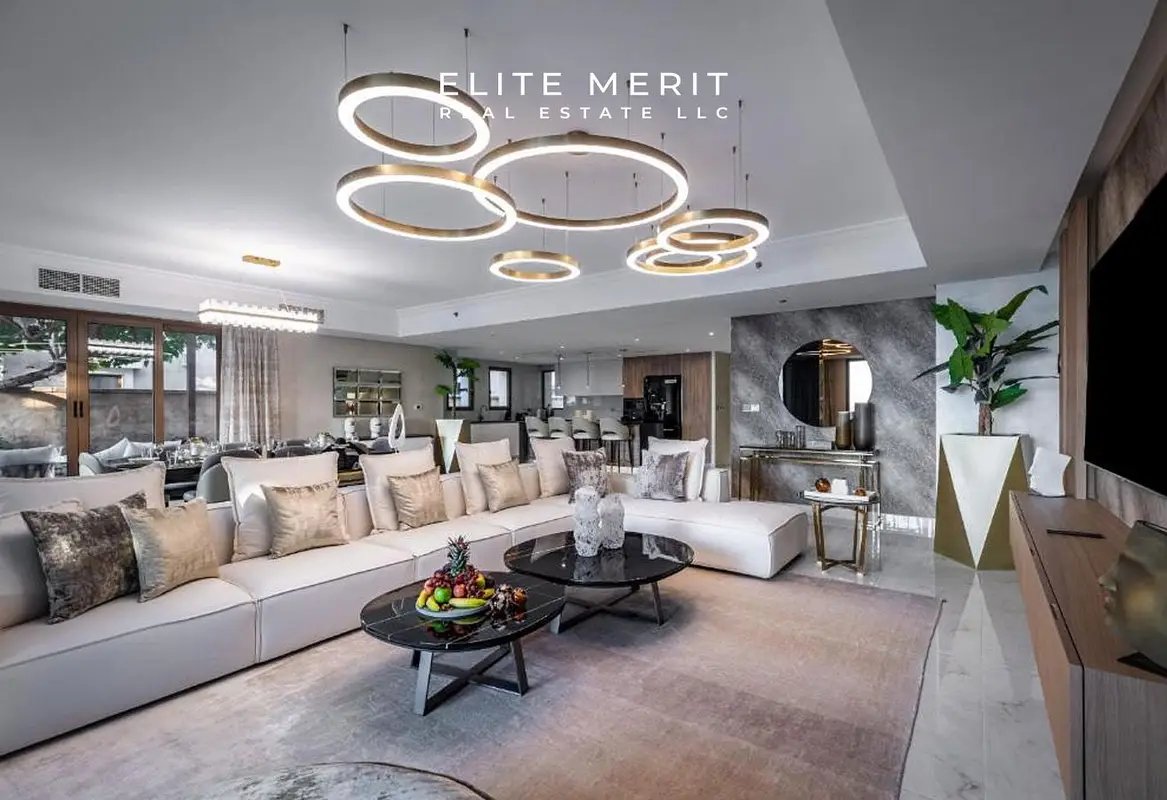 4-bedroom freehold villa in Palm Jumeirah — photo 4 of 4