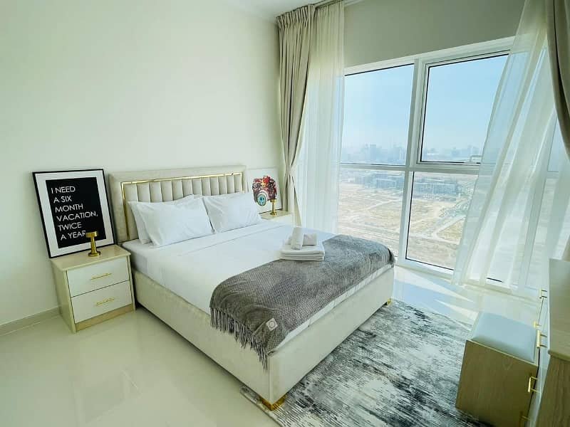 1-bedroom freehold apartment in DAMAC Hills — photo 1 of 4
