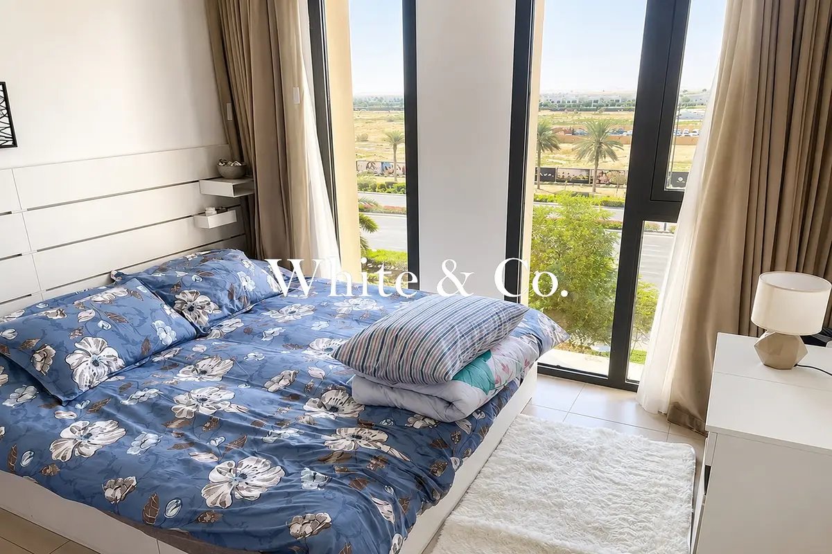 1-bedroom freehold apartment in Town Square — photo 4 of 4