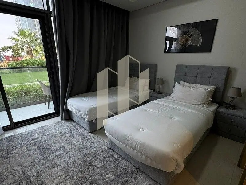studio freehold apartment in Business Bay — photo 1 of 5