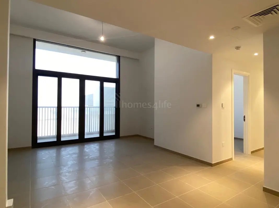2-bedroom freehold apartment in Town Square — photo 4 of 4