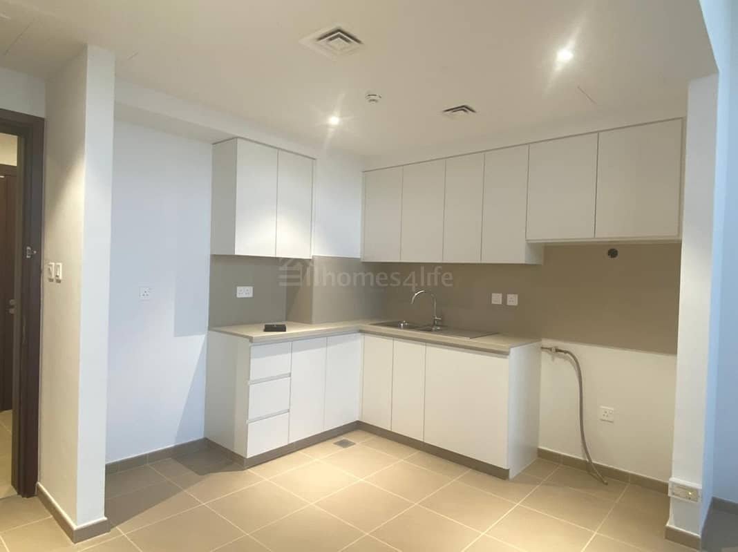 2-bedroom freehold apartment in Town Square — photo 3 of 4