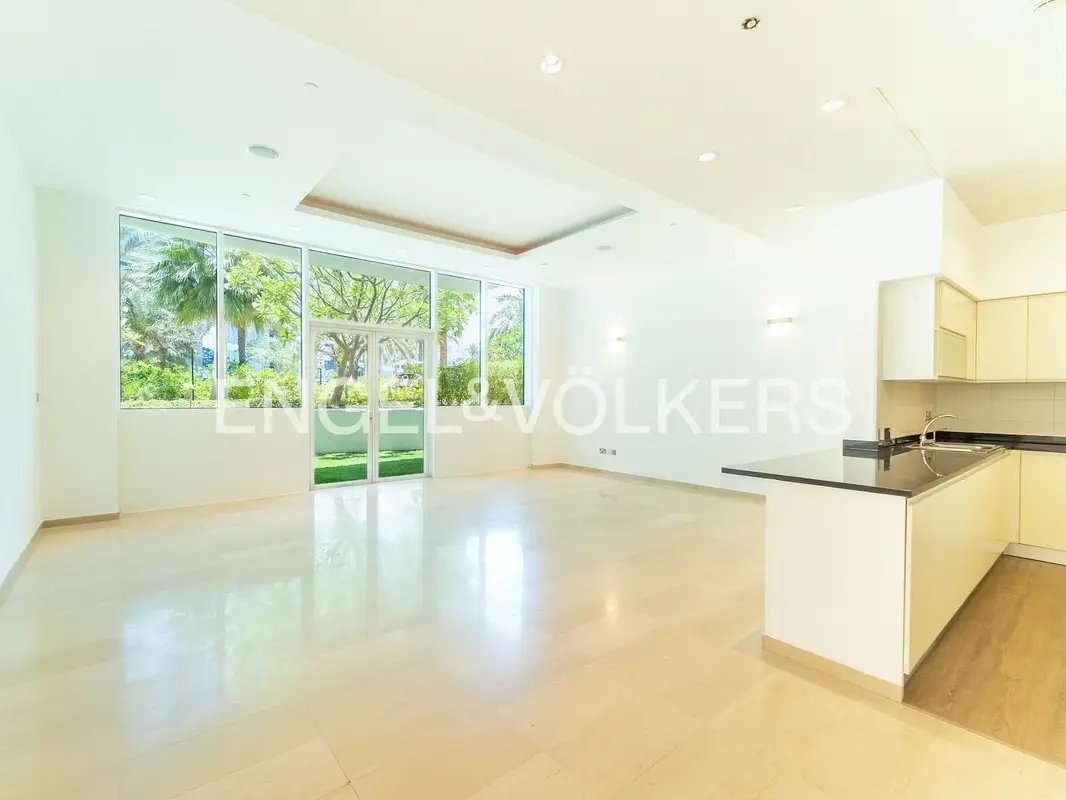 1-bedroom freehold apartment in Palm Jumeirah — photo 5 of 5