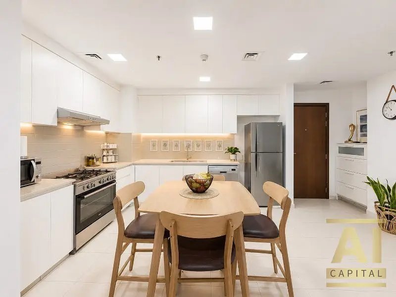 2-bedroom freehold apartment in Town Square — photo 5 of 5