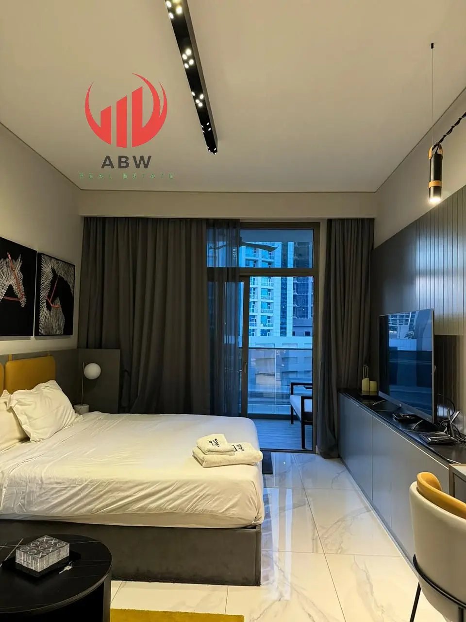 studio freehold apartment in Business Bay — photo 1 of 5