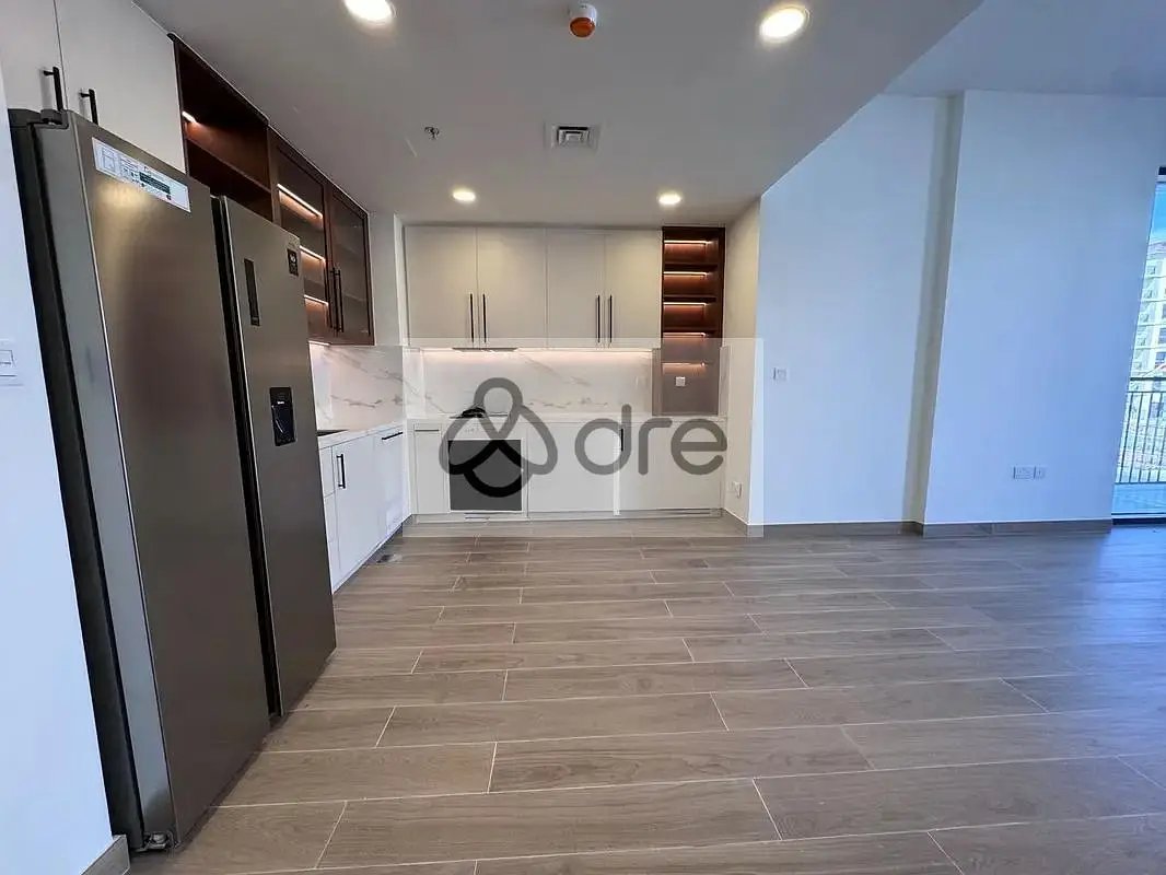 2-bedroom freehold apartment in Town Square — photo 5 of 5