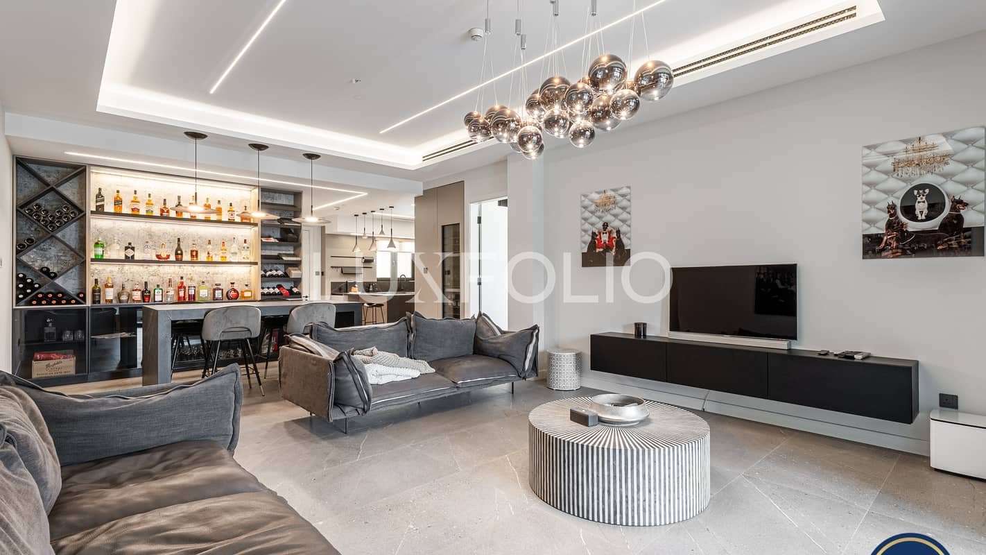 2-bedroom freehold apartment in Downtown Dubai — photo 2 of 5