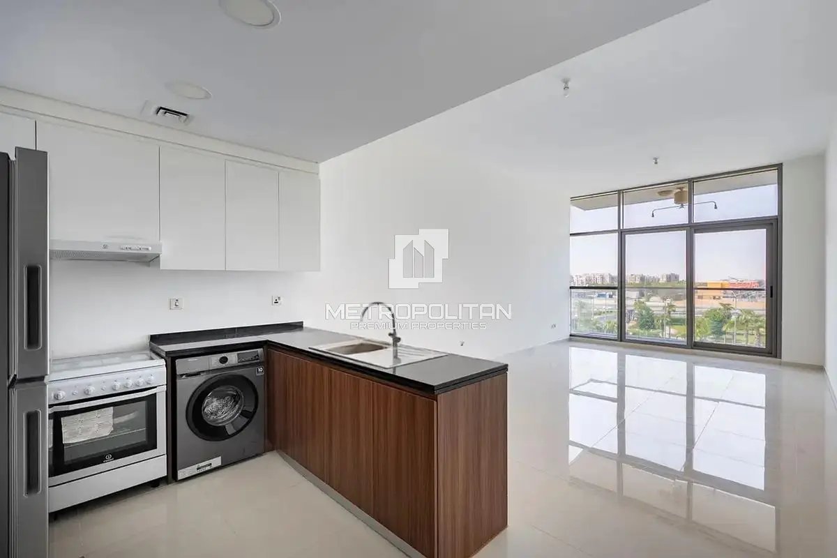 1-bedroom freehold apartment in DAMAC Hills — photo 5 of 5