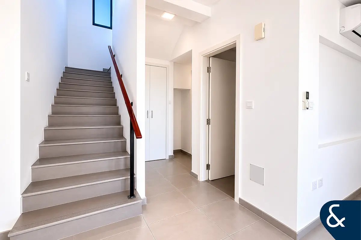 3-bedroom freehold villa in Town Square — photo 5 of 5
