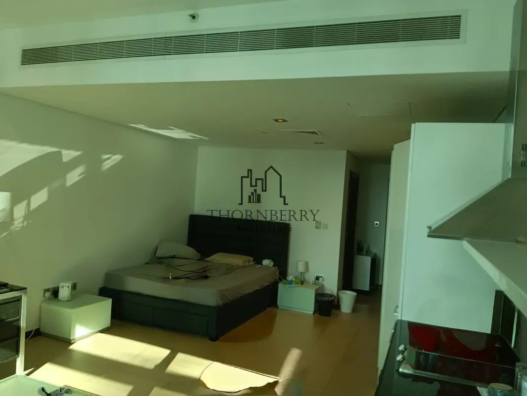 studio freehold apartment in DIFC — photo 3 of 5
