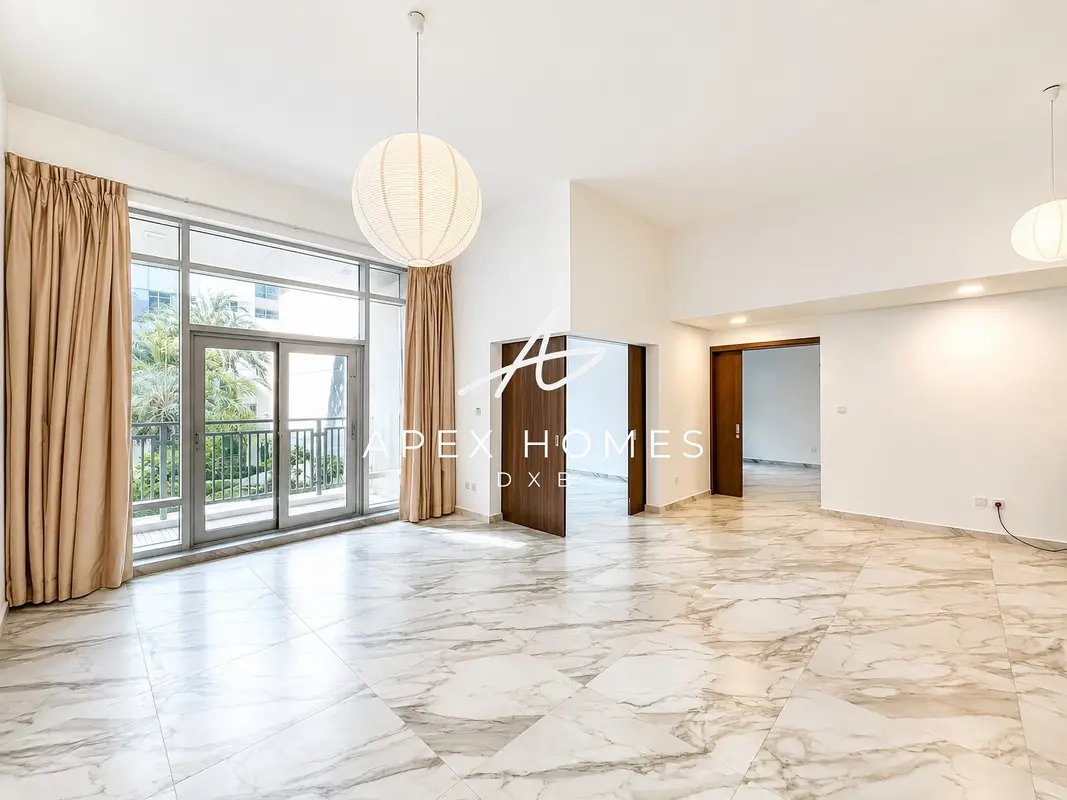 2-bedroom freehold apartment in Downtown Dubai — photo 1 of 5
