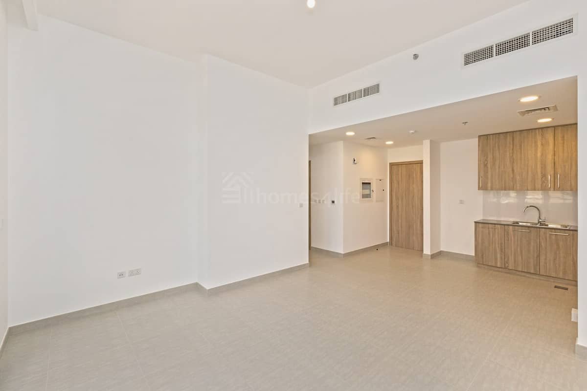 2-bedroom freehold apartment in Town Square — photo 3 of 4