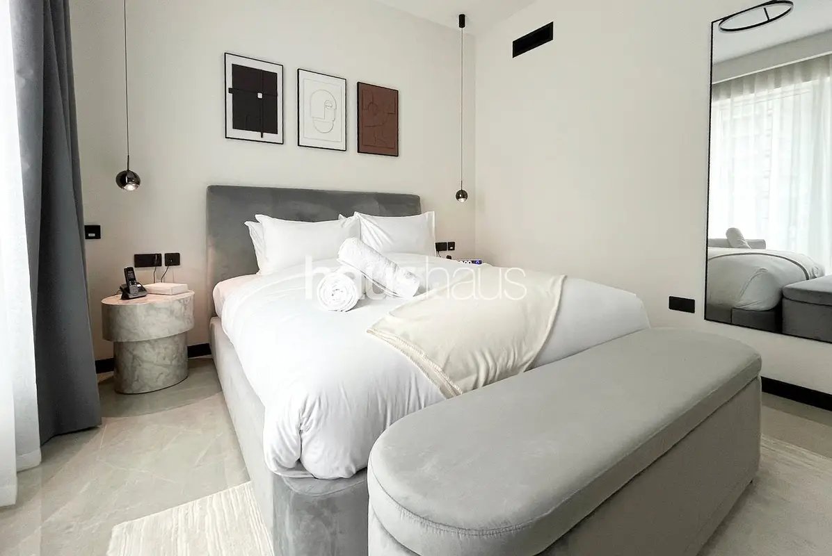 studio freehold apartment in Downtown Dubai — photo 5 of 5