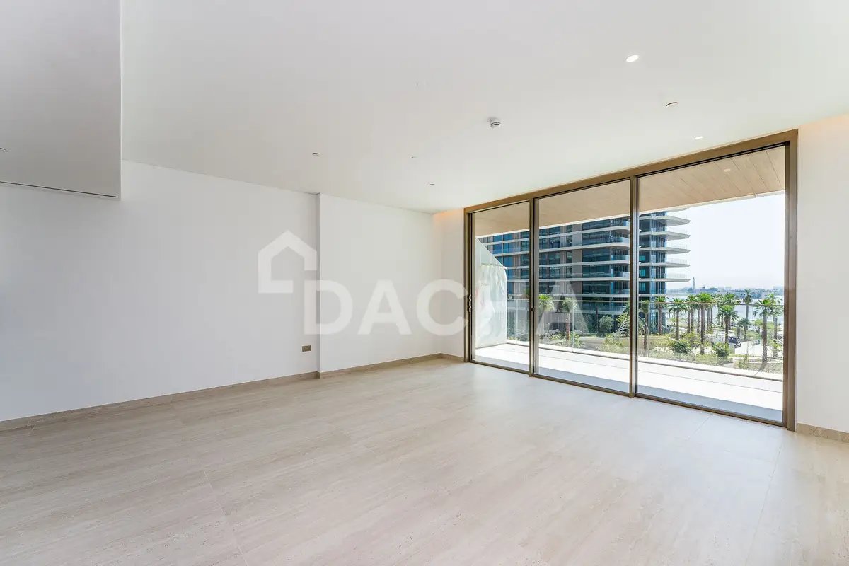 3-bedroom freehold apartment in Palm Jumeirah — photo 3 of 5