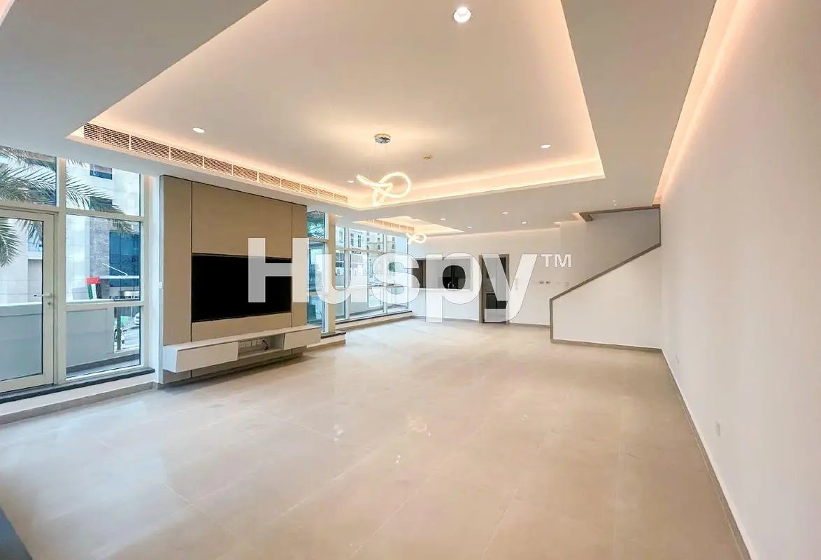 3-bedroom freehold apartment in Dubai Marina — photo 1 of 5