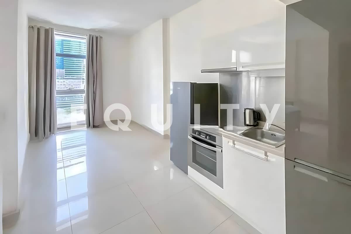 studio freehold apartment in Downtown Dubai — photo 4 of 5