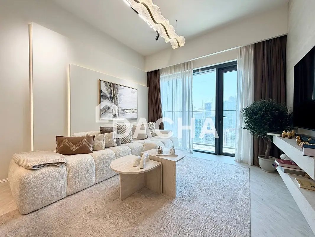 2-bedroom freehold apartment in Downtown Dubai — photo 1 of 5