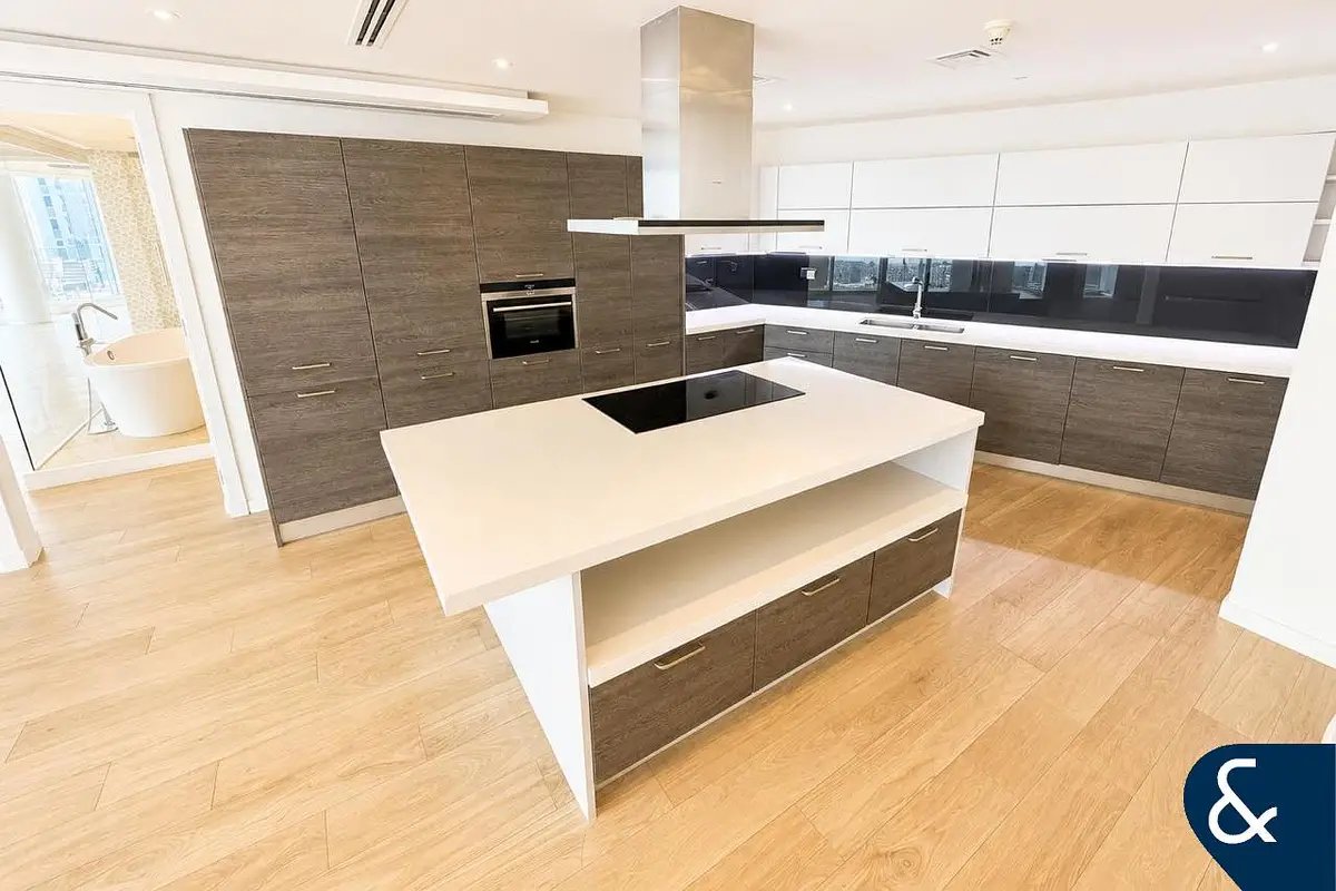 3-bedroom freehold apartment in Dubai Marina — photo 5 of 5