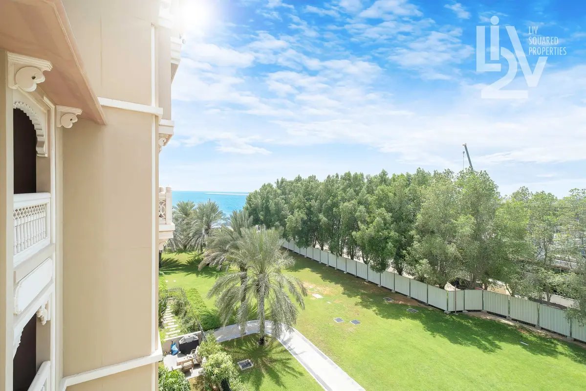 2-bedroom freehold apartment in Palm Jumeirah — photo 3 of 5