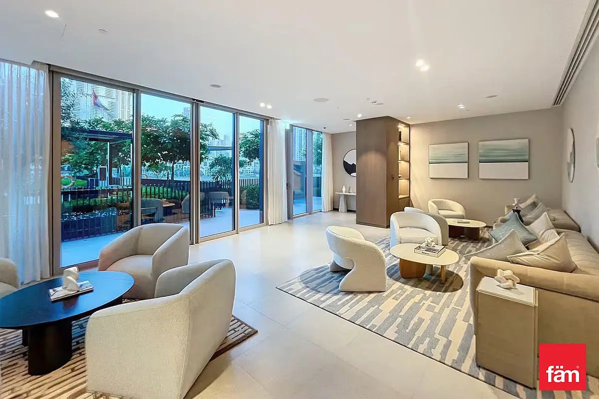 2-bedroom freehold apartment in Downtown Dubai — photo 1 of 5