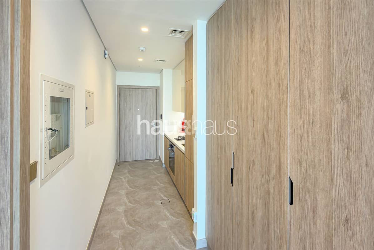 studio freehold apartment in Business Bay — photo 4 of 5